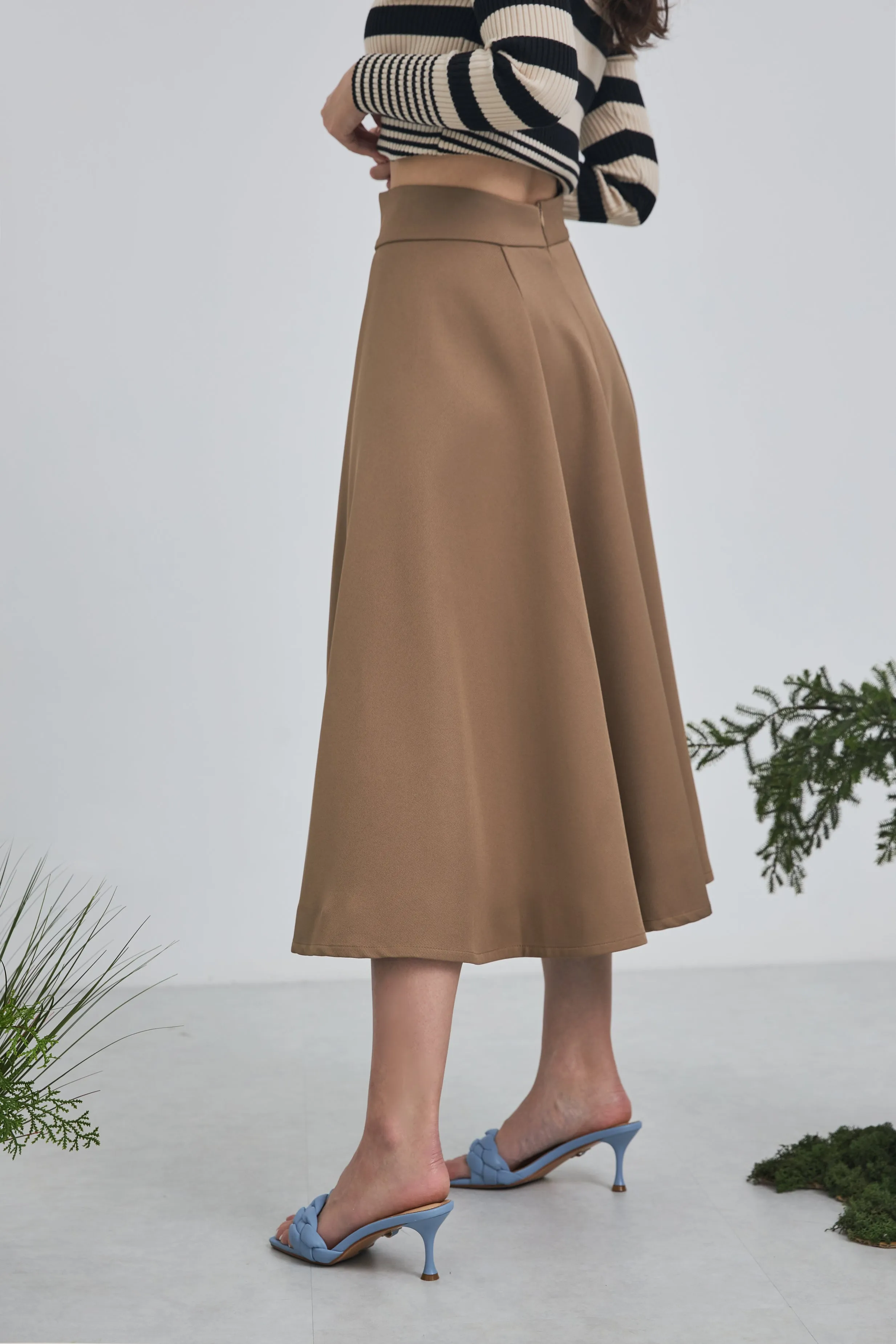 Ballerina skirt in Camel