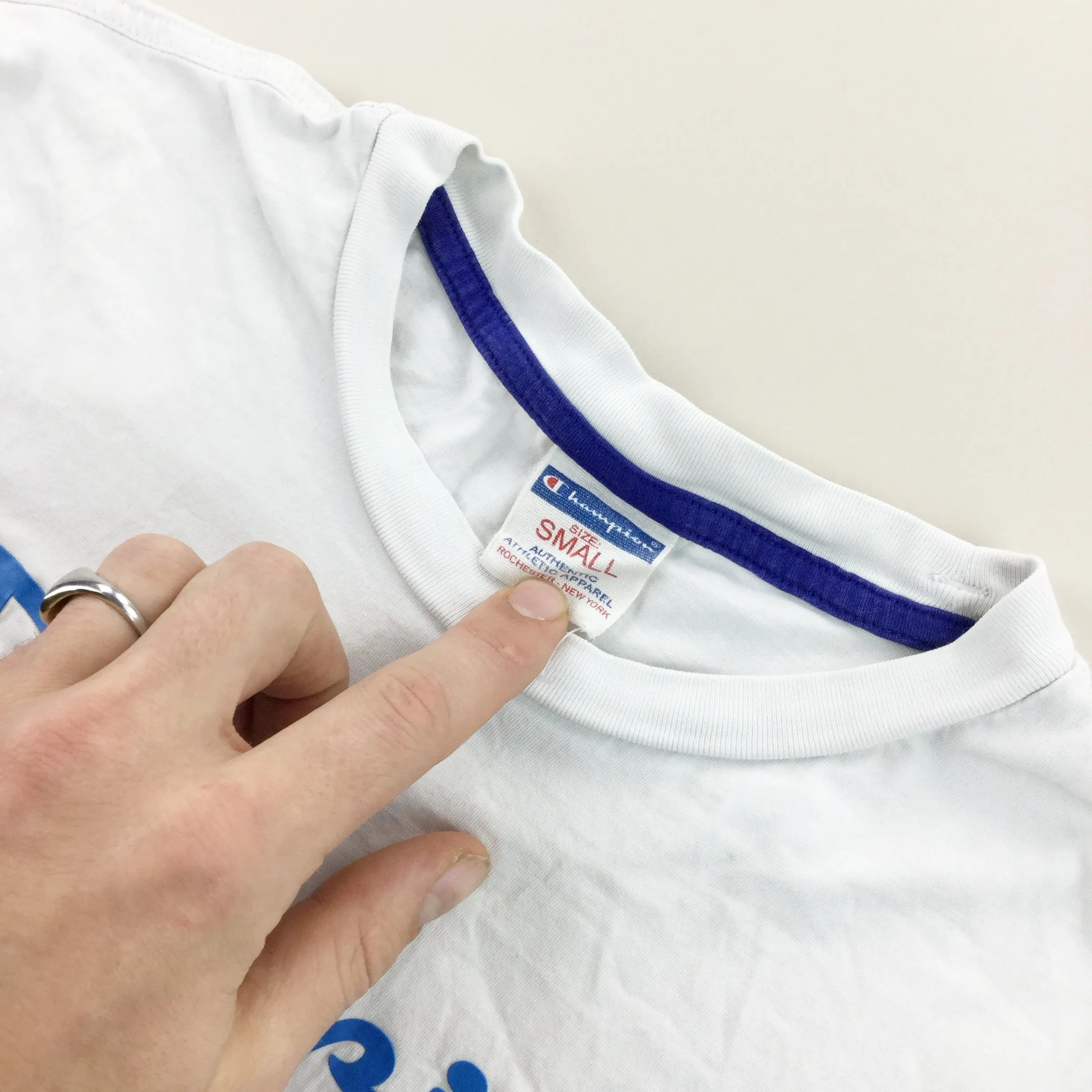 Champion Spellout T-Shirt - Small