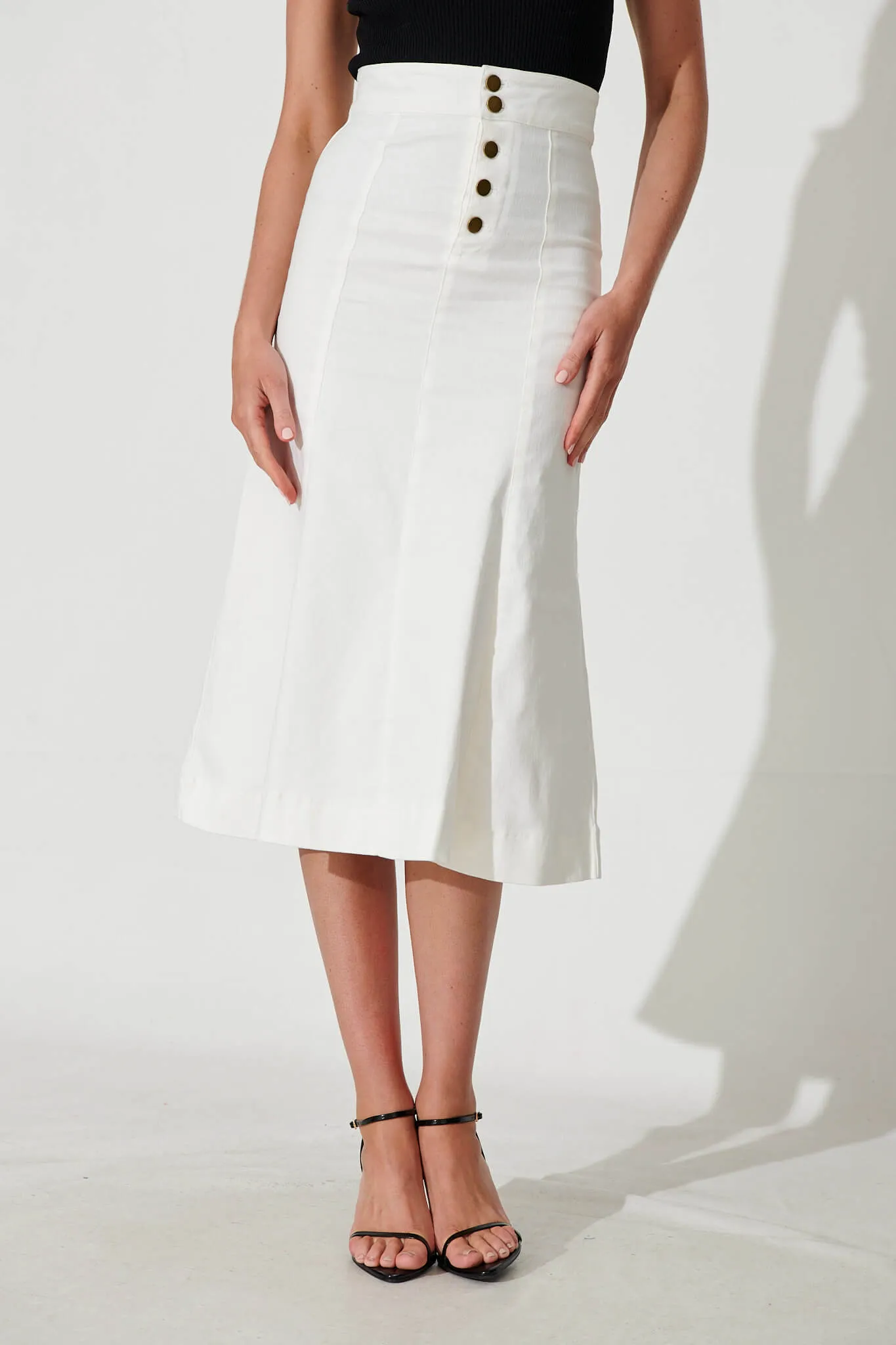 Eclaire Midi Denim Skirt In White