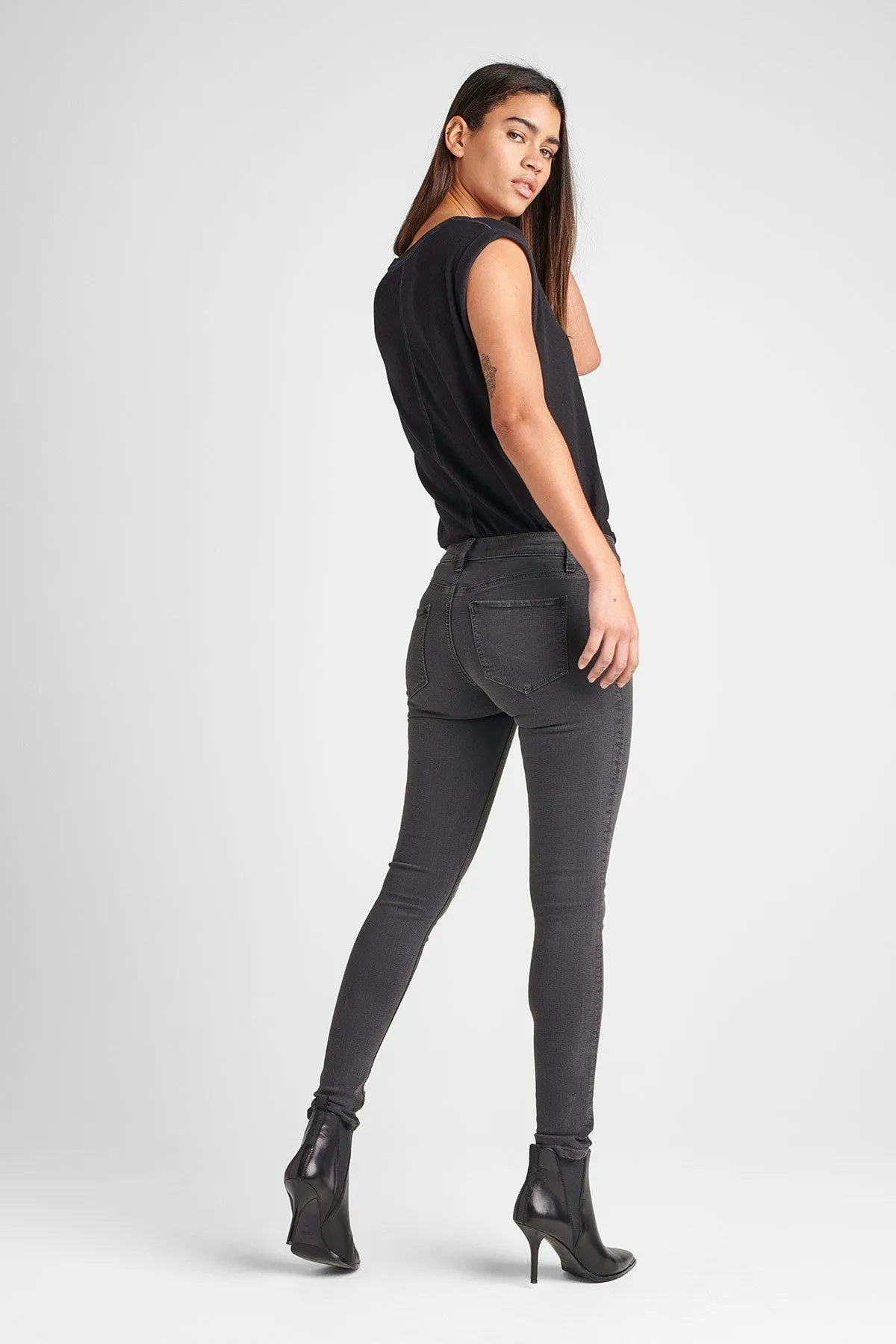 Nico Midrise Super Skinny Jean - Distressed Graphite