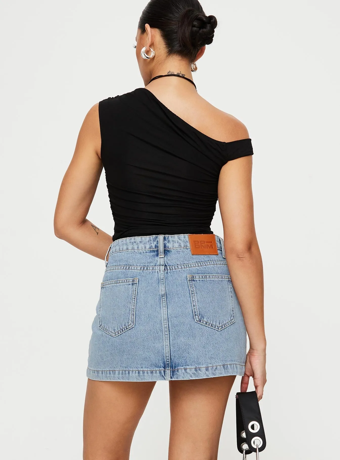 Nique Denim Mini Skirt Light Wash