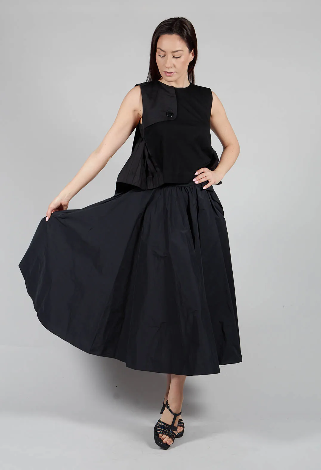 Pleated Skirt in Black