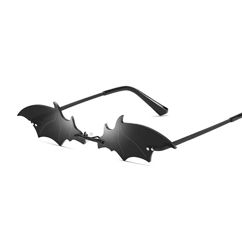 Unleash Your Inner Bat with Fashionable Rimless Bat-Shaped Sunglasses