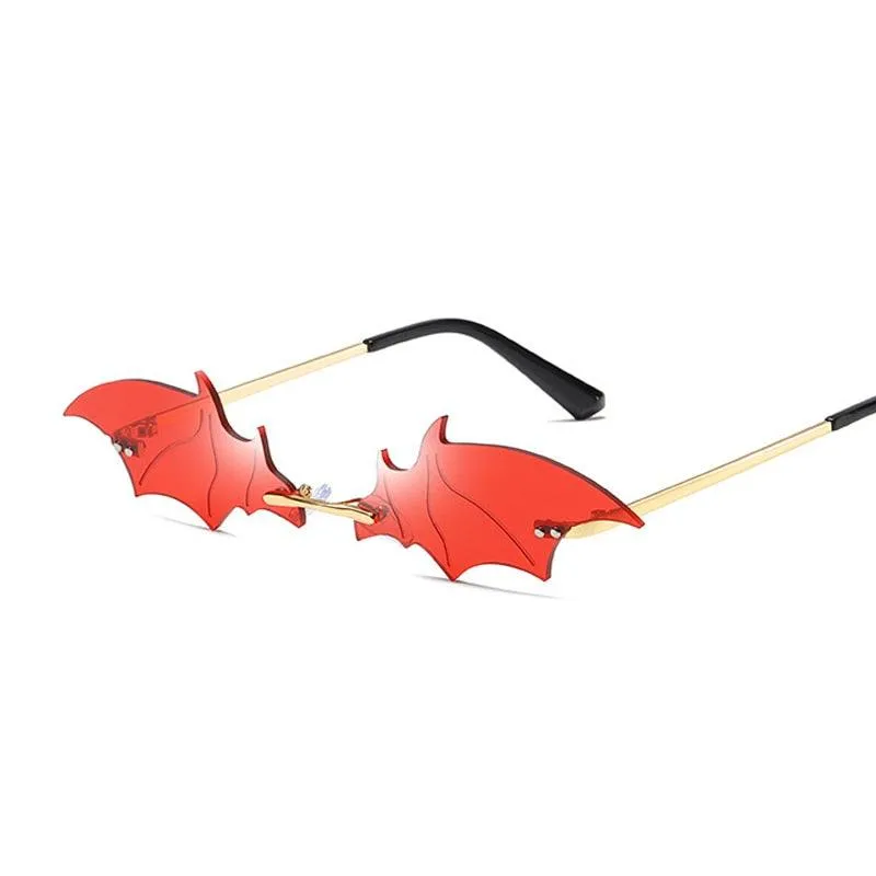 Unleash Your Inner Bat with Fashionable Rimless Bat-Shaped Sunglasses