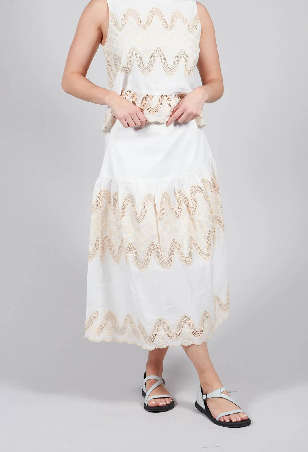 Villeneuve Skirt in Blanc