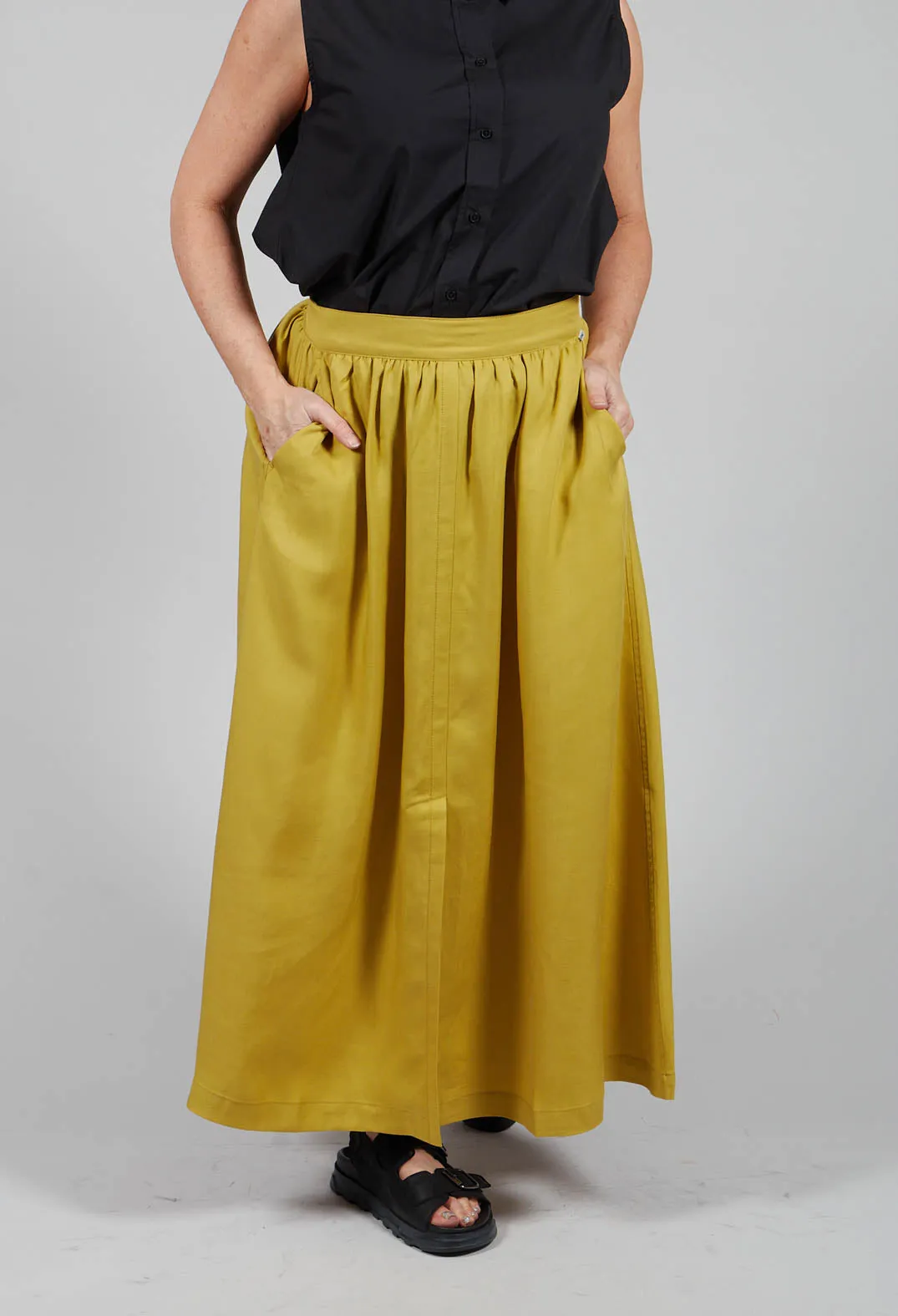 Yokoalf Skirt in Green Yellow