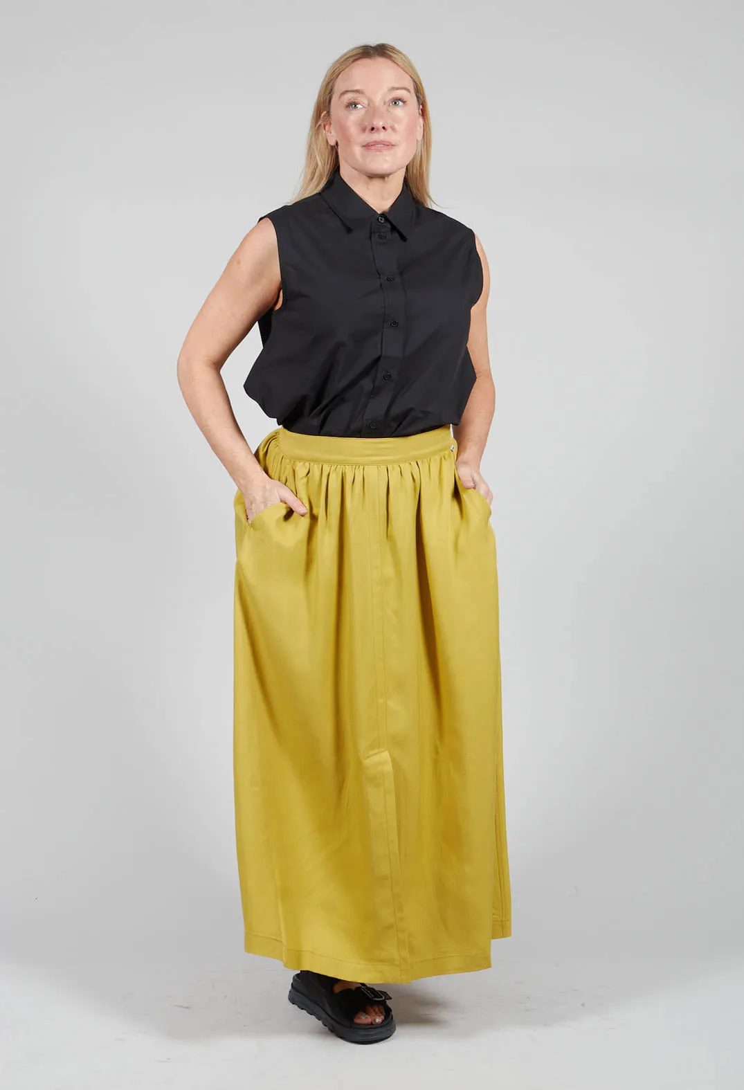 Yokoalf Skirt in Green Yellow